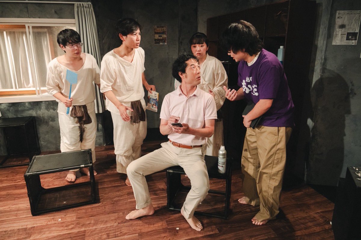 aqml2010's tweet photo. おかげさまで、無事に初日を迎えることが出来ました🔆

少しだけゲネ写真を公開📸

2日目の本日も19時30分〜の公演となっております！

当日券もございます✨️

皆様のお越しを心よりお待ちしております🔆

撮影：脇田 友 https://t.co/drq8fpc1uW