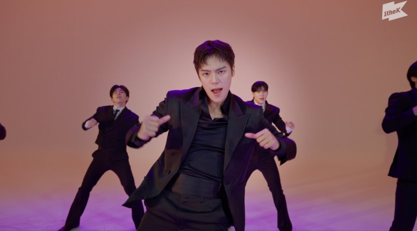 H_ONE_A's tweet photo. 260904 📰
몬스타엑스, 신곡 ‘MAGIC’ 수트댄스 공개

몬스타엑스의 ‘MAGIC’ 수트댄스는 오는 5일 오후 7시 1theK Originals 공식 유튜브 채널에서 공개된다.

🔗 https://t.co/fBEKVwiUZb

#MONSTAX #몬스타엑스
#ThePhase #MAGIC https://t.co/cQDadR8u10