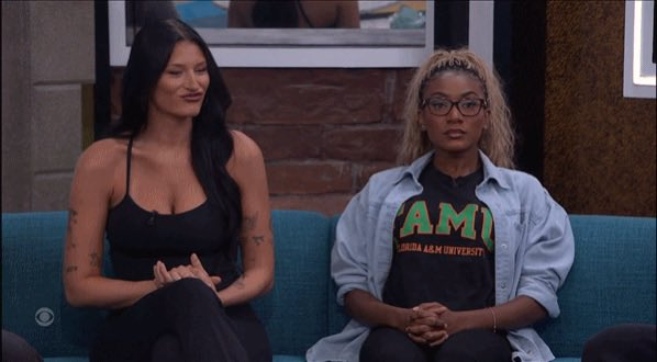 Kydwykkyd101's tweet photo. Taylors guardian angel needs a damn raise #BB28 https://t.co/z1CuuaXgbK