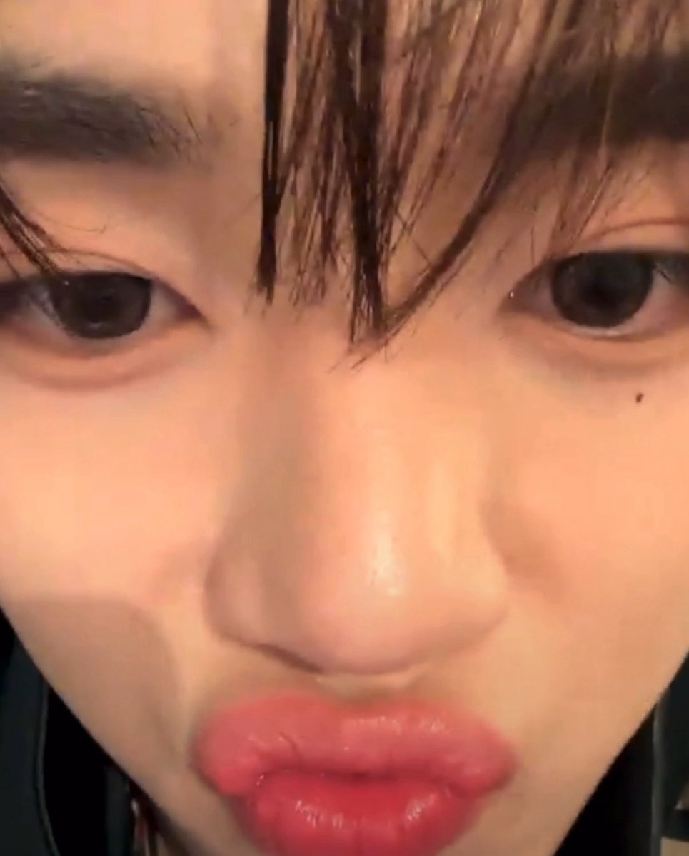 oly_zxc's tweet photo. ㅇ3ㅇ https://t.co/PTaS8IRcOa