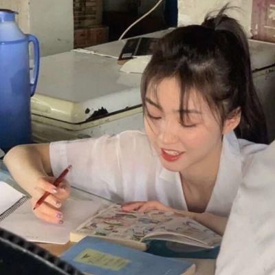 joanne64431's tweet photo. 🔥 🍀 🎊 Just found an old journal, nostalgia overload https://t.co/XxPZU7KTFK