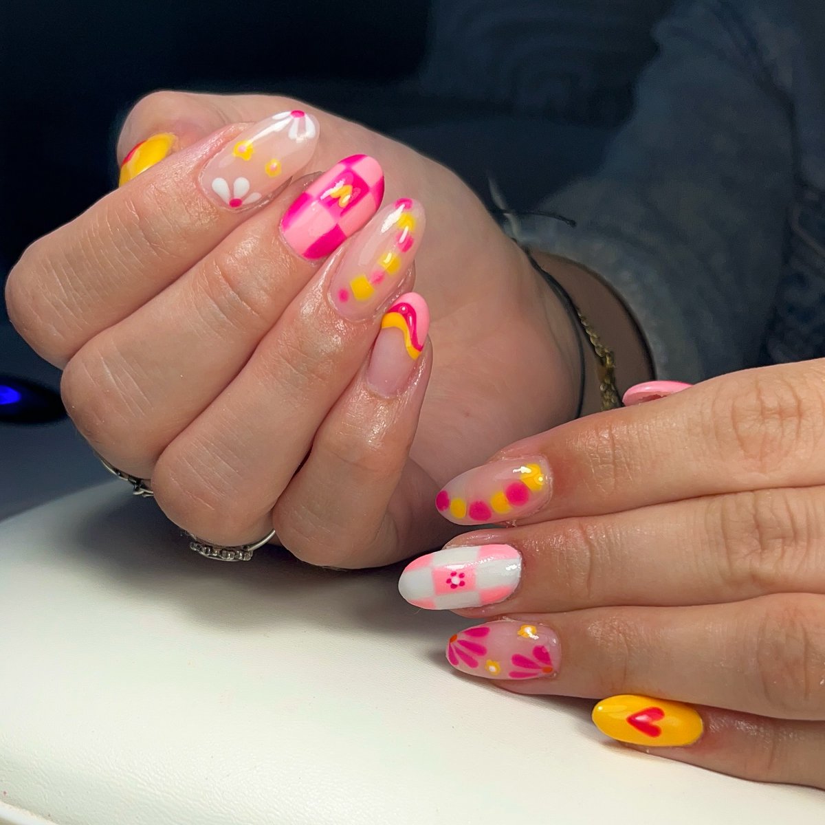 conchi307's tweet photo. 😍...  💅 https://t.co/LNFkKLX9Ns