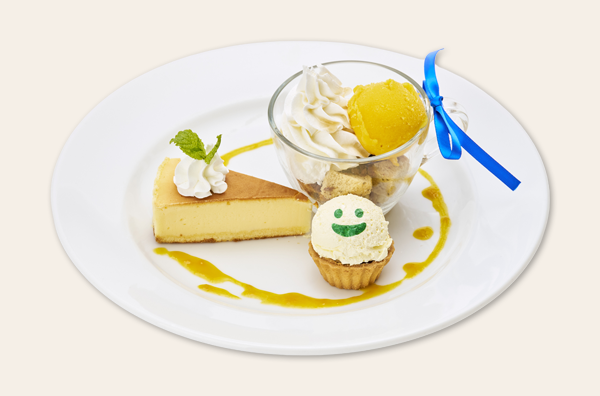 Capcom_Cafe's tweet photo. ／
📢 #カプコンカフェ 「逆転裁判25th」コラボ
＼

『希月心音の心音のココロスコープデザートプレート』

「ココロスコープ」をイメージしたスペシャルプレートです✨
クリームには証人の感情4種を表現したオブラートをあしらいました♪
※オブラートの絵柄はランダムです

#逆転裁判 https://t.co/3oZnIOFLdJ