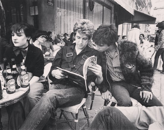 PunkRockStory's tweet photo. 50 years ago today

The Sex Pistols and their biggest supporters, The Bromley Contingent, Paris, September 4, 1976.

📸 Ray Stevenson

#punk #punks #punkrock #sexpistols #bromleycontingent #50years #history #punkrockhistory #otd https://t.co/8nNeZQL1zj