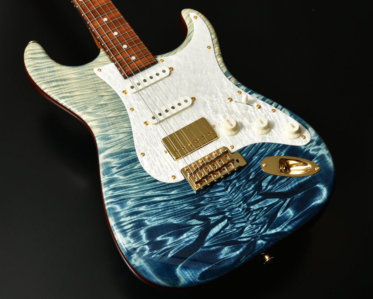DeviserGuitars's tweet photo. 青×トチ、今年もあります！！！🔷

#信州ギター祭り https://t.co/3f6SRGyuaP
