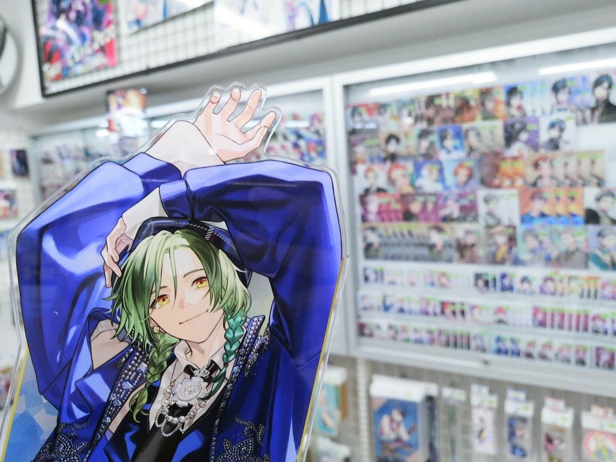 kbooks_live's tweet photo. 【OPEN】

おはようございます！！
ライブ館オープンです😆

Bプロ11周年おめでとうございます！
描き下ろしイラスト、とっても素敵でしたね🥹❣️
ユニット別アルバムの発売も楽しみです✨

本日も20時まで営業です！
ご来店お待ちしております♪

#kbooks 池袋 乙女ロード https://t.co/1vAqyT7QAZ