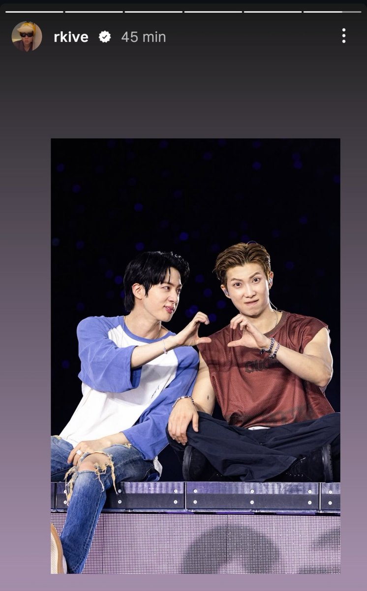 seunhyee's tweet photo. NAM YA SALIO A DESMENTIR LOS RUMORES DE CITA EL NAMJIN MAS VIVO QUE NUNCA 🔥🔥🔥🔥🔥 https://t.co/aDm9vbgaYo