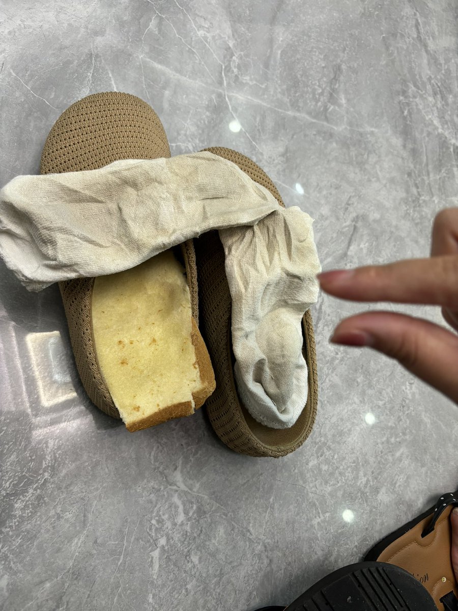 xinnianSm's tweet photo. 我感觉这个面包应该是最好吃的了，想不想品尝一下嘻嘻！ https://t.co/szSlIXajGd