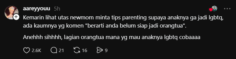 karirfess's tweet photo. Sungguh menyakitkan: laki-laki dewasa merusak badannya sendiri, lalu ibunya yang duduk di ruang periksa.

Dokter cerita pasien laki-laki dengan kelainan di anus sering datang bareng ibu atau saudara perempuan. Bukan karena ibu paham dan setuju. Karena di rumah kita, kalau anak jatuh, yang paling peduli biasanya ya perempuan di keluarga itu. Malunya ditanggung ibu. Biayanya ditanggung ibu. Kabar buruknya juga ibu yang harus dengar.

Ada dokter yang sampai menahan sedih. Ibunya dari desa, tidak sepenuhnya mengerti. Pesan ke pasiennya jelas: ibumu yang dijaga, bukan kamu yang dijaga ibumu. Kamu sudah besar. Jangan jadikan orang yang melahirkanmu sebagai penanggung jawab hidup semrawutmu.

Lalu ibu baru lahiran sudah takut. Cari cara supaya anaknya tidak terseret arus itu. Langsung dituduh “belum siap jadi orang tua”. Aneh. Orang tua mana yang rela anaknya hidup di jalan yang berisiko, penuh luka, lalu suatu hari harus diantar ke dokter dengan wajah tertunduk?

Ini bukan cuma soal belas kasihan yang dilebih-lebihkan. Ini soal tanggung jawab. 

Kalau suatu gaya hidup berulang kali berujung ke ruang periksa, ke ibu yang menangis, ke keluarga yang malu, jangan minta dirayakan. 

Jangan minta dinormalisasi!