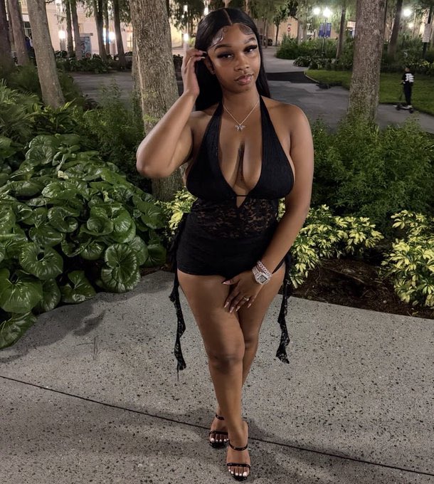 Onlyrifa8j's tweet photo. Come get naughty wimme tonight daddy #horny #socal #sd #facetime #ie #oc #MEETUPS https://t.co/4iWs7BqUwr