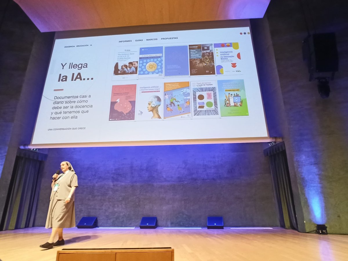 NewsNeus's tweet photo. Ha estat un plaer assistir aquests dies al congrés #100%humano #habitandofronteras
sobre tecnologia i humanitat...
Unes ponències genials! https://t.co/x3COdOJM1i