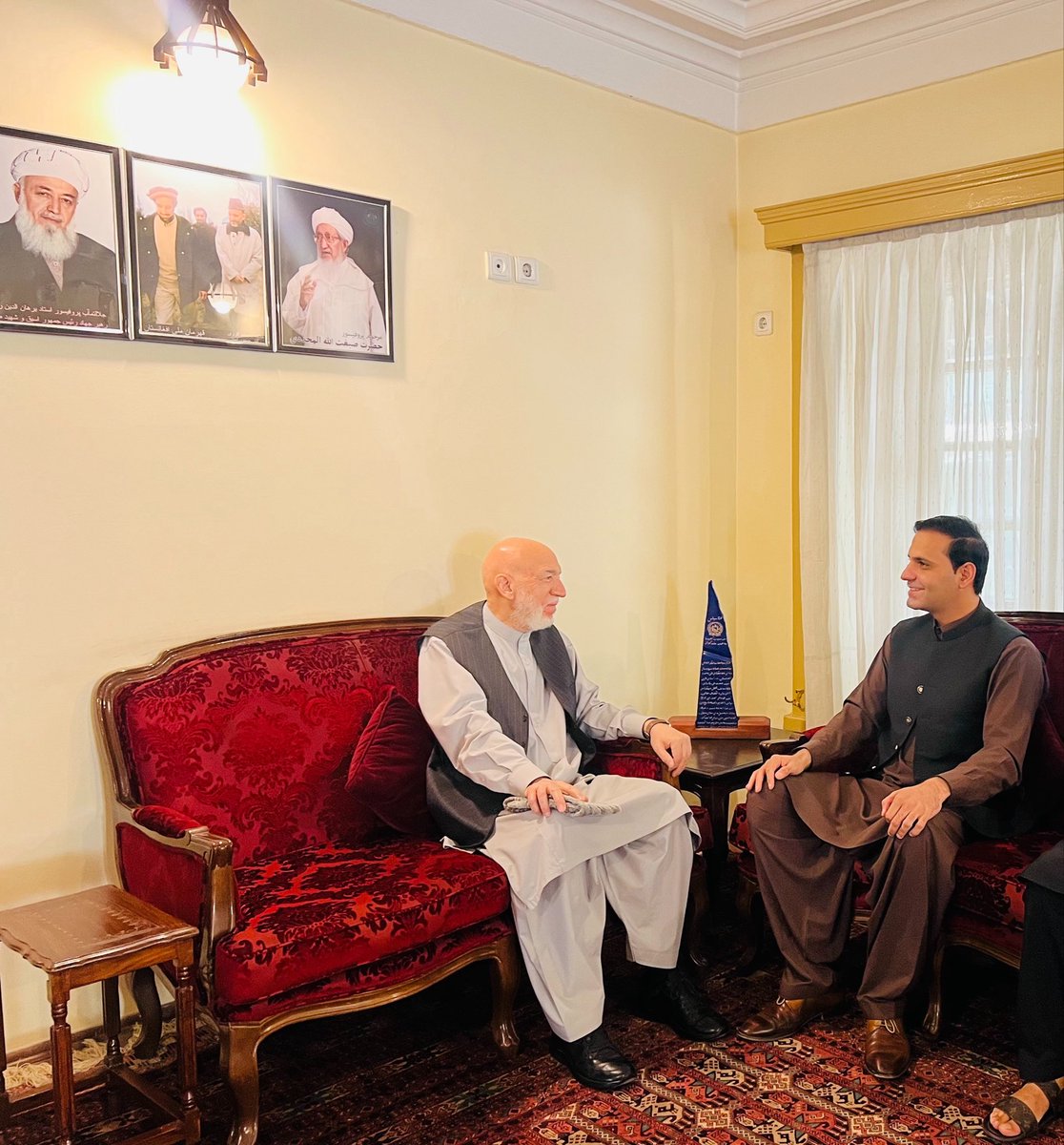 Sherson99's tweet photo. Had a productive meeting with H.E. Mr Hamid Karzai.

We discussed Afghan girls education, economic development, Afghanistan’s international relations, and ties with Pakistan. A valuable exchange on advancing peace, stability, and sustainable development. #Kabul https://t.co/ouGaulbJvp