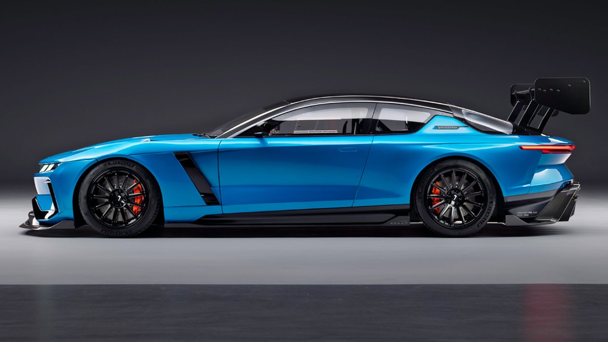 Jensen_Ltd's tweet photo. Introducing the all-new Jensen Interceptor GTX. 960bhp. Supercharged V8. RWD. Track-only.

The GTX is the first physical expression of Jensen’s vision for a new generation of cars, previewing the road-going GTR and luxury GT.

https://t.co/GDSGHcvjIm

#Jensen #InterceptorGTX https://t.co/JYYWxlcvga