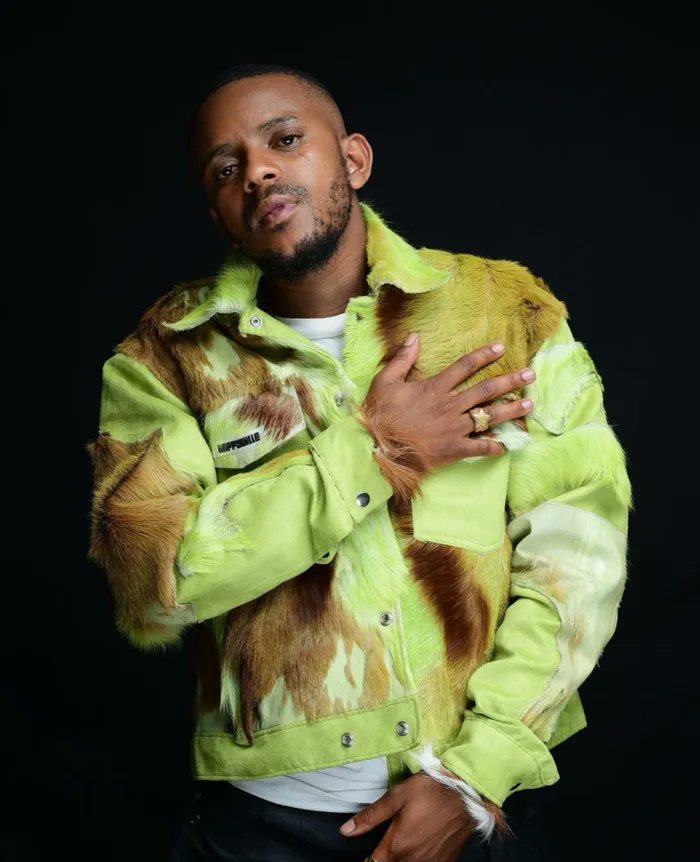 CapricornFM's tweet photo. #TruthDetector | Who is regarded as the most influential house music artist in South Africa of all time?
1. Makhadzi
2. Kabza De Small
3.Hit Boss Sa
4. Black Coffee
5. Oskido
Share your answer with @JonesLesailane via WhatsApp: 079 899 6226 on the #CapricornParty. https://t.co/8tUrfni2M8
