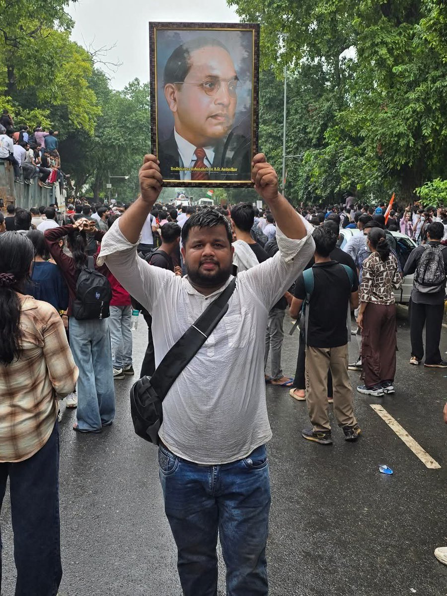 GRkatheriya's tweet photo. संघर्ष की मिसाल क्रांतिकारी सोशल एक्टिविस्ट प्रिय भाई @ActivistSandeep जी को जन्म दिन की बहुत बहुत बधाई हार्दिक शुभकामनाएं।। 
💐💐💐💐 https://t.co/91zfZFZHvX