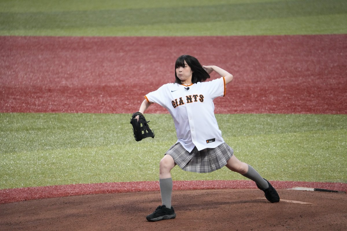 masao_ex_'s tweet photo. 南の投球フォーム
#ナナニジ 
#南は見ている https://t.co/NXpzLmyPhP