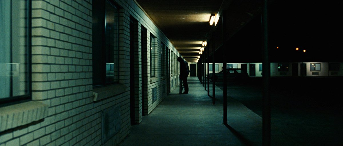 filmfr4me's tweet photo. no country for old men (2007)
director: coen brothers https://t.co/NPUXAX9kfr