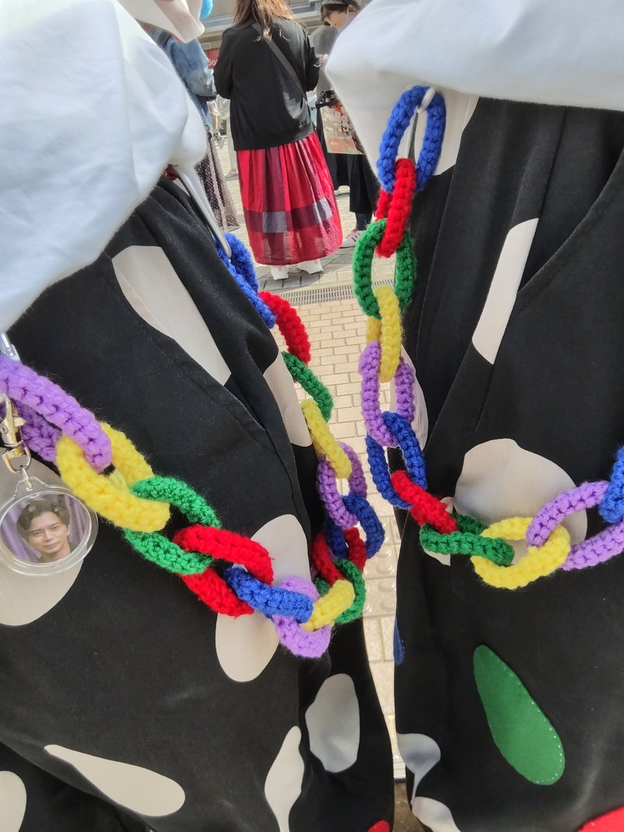 matsuyun_0830's tweet photo. 世界が優しいから
調子乗って
お衣装細かいとこ見せちゃう祭

#嵐
#WeareARASHI https://t.co/g4aXVMZdha
