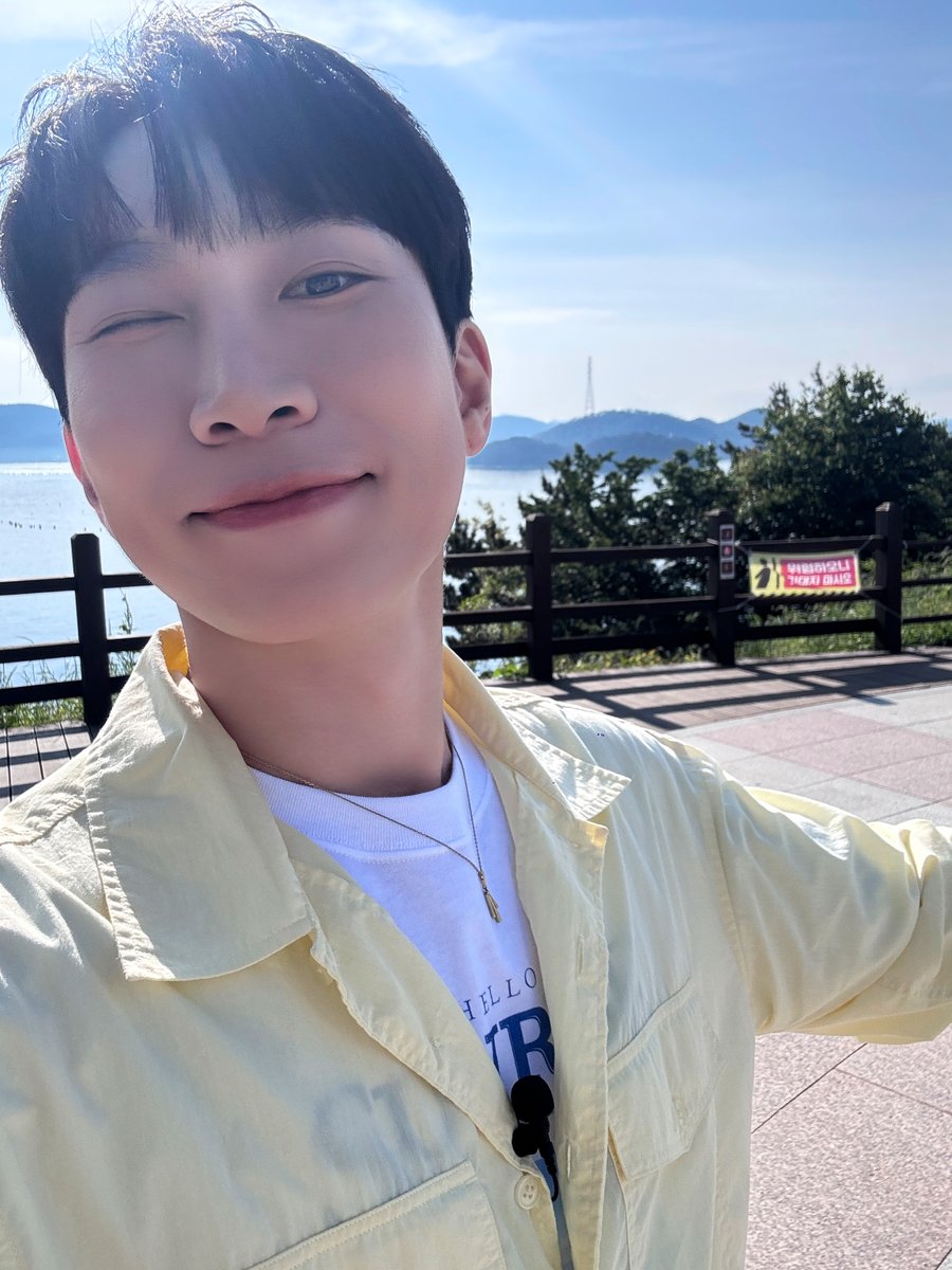 BTOBCOMPANY's tweet photo. [📂]

📂 B:CHIVE
└📁#넘어온김에전국일주시즌2

오늘 자 최고 효능 인간 피로회복제💊
광냥이 왔습니다!≽^𖧹𖧉𖧹^≼ ⟆

#비투비 #BTOB
#서은광 #SEOEUNKWANG
@BTOB_SEKwang https://t.co/rNWhGNZ2Lu