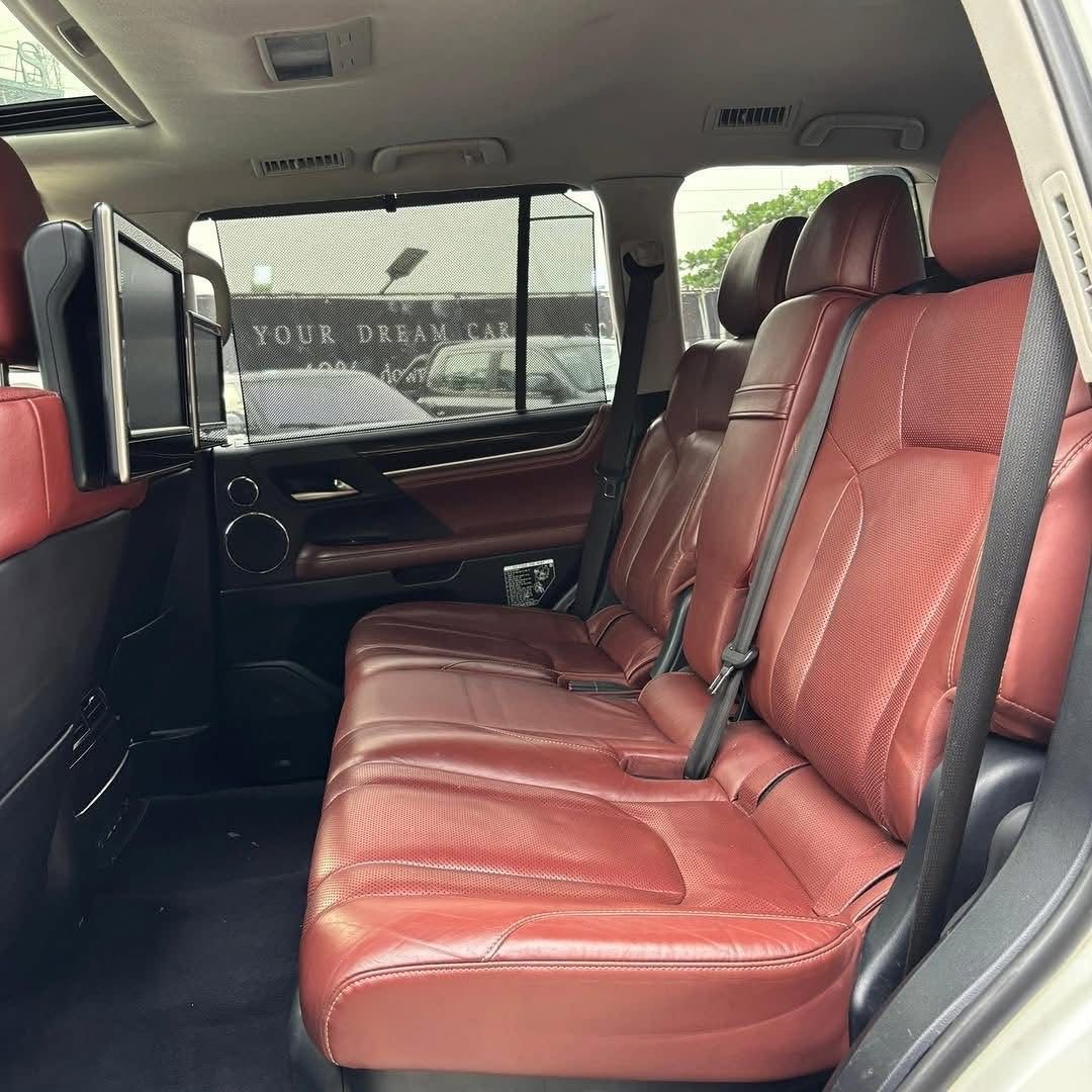 SundayJasp71945's tweet photo. Extremely Neat and Barely Used 2018 Lexus LX570 available for sale now. Fully loaded and Prestige 🌹 Step out with Grand Style ☘️

Price: 68,500,000.00
Location: Lekki, Lagos.

WhatsApp/Call: 07079630275

Free Doorstep Delivery Nationwide..

Call Me Now For Delivery Nationwide 🔥 https://t.co/LV01CGh4Xi