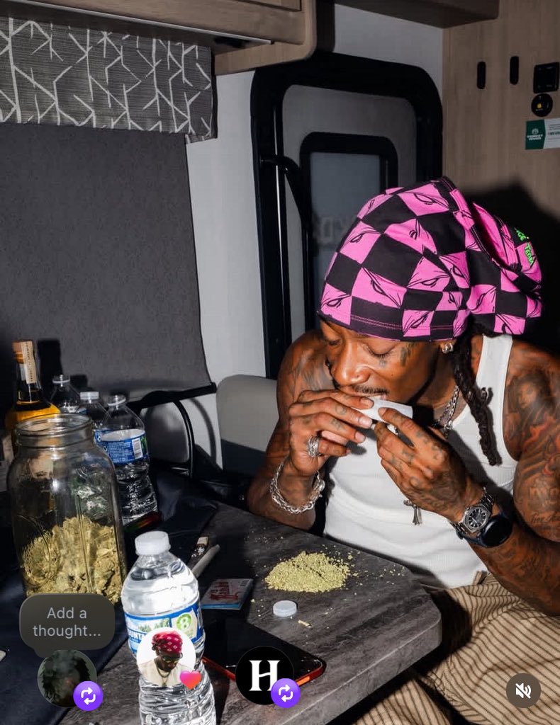 mf__trey's tweet photo. Roll dem worries and find dem solutions “its Fri highday” 🍁 🌬️ https://t.co/k4bJBQiIxU