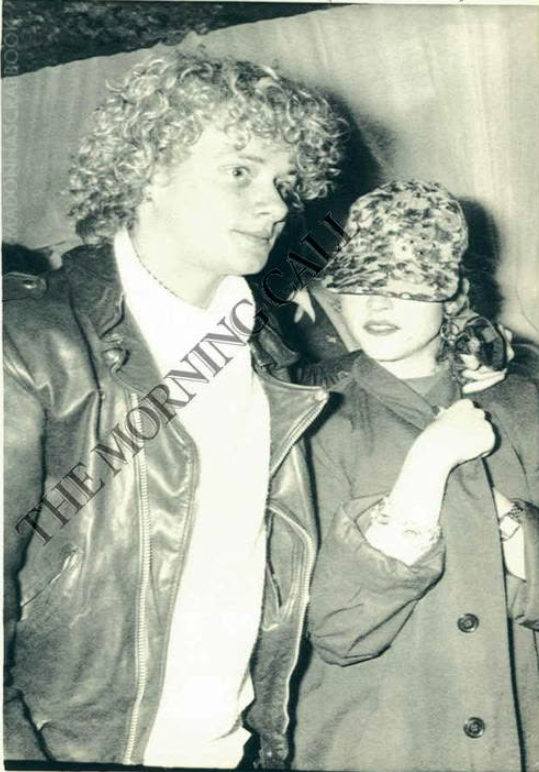 MRfansarchives's tweet photo. MADONNA &amp; MARTIN BURGOYNE — 1985 ✨

A beautiful throwback to 1985, as Madonna and her close friend Martin Burgoyne leave The Palladium in New York City. 🖤

This rare photograph has been carefully restored and colorized by me,
#Madonna #MartinBurgoyne https://t.co/crHxB9YA9u