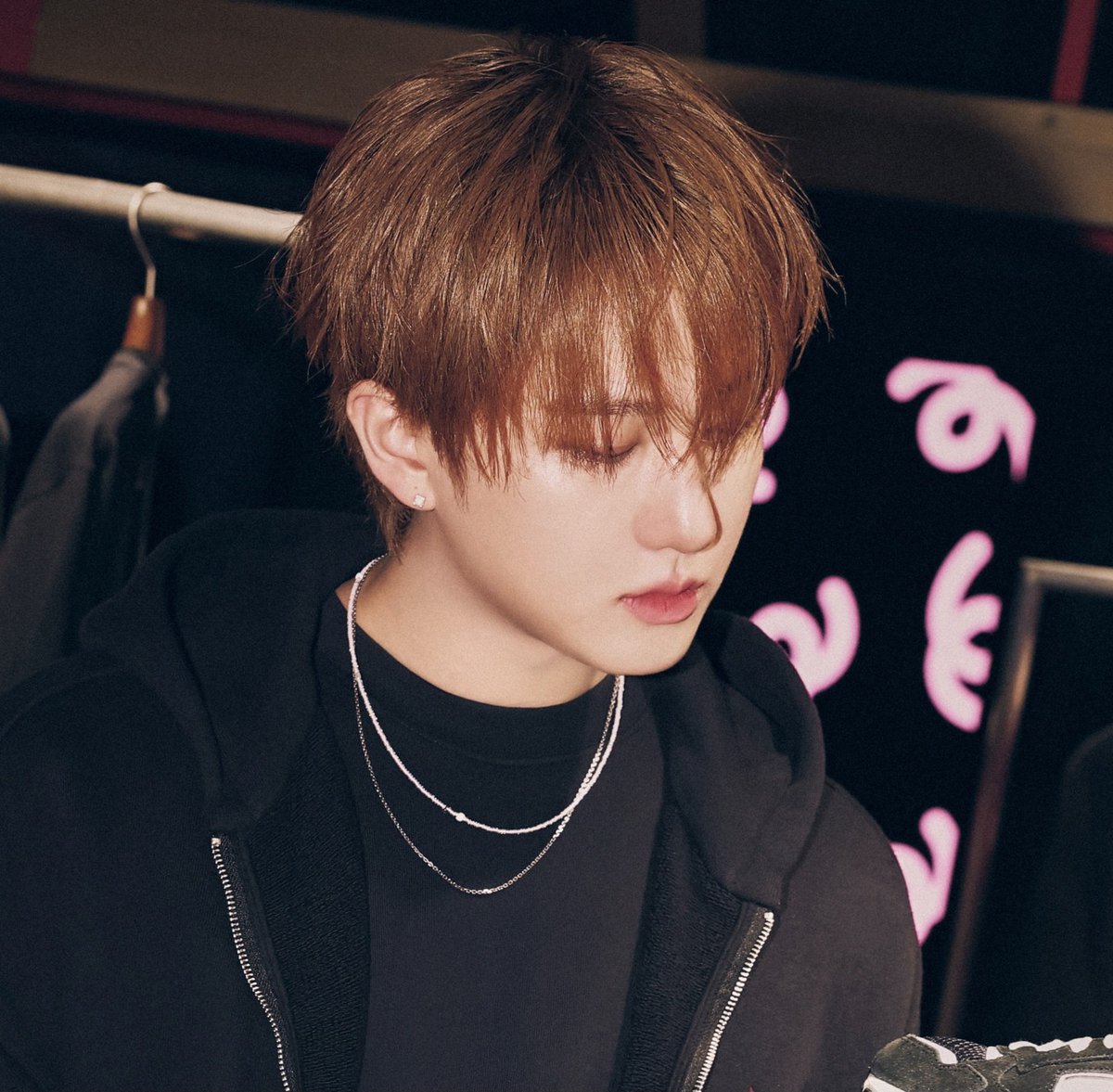 scbcb's tweet photo. 처연섹시 뭐지;; https://t.co/3QQbmHcUWD