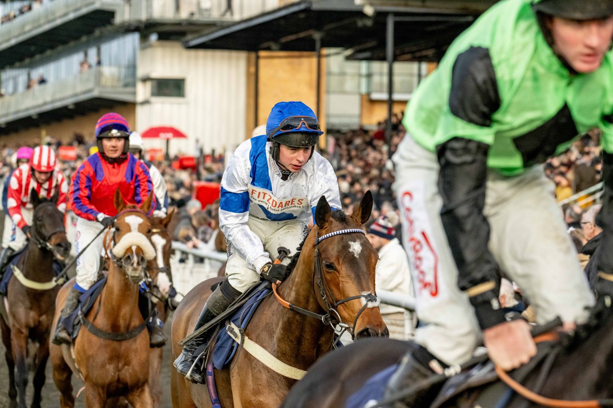 FontwellPark's tweet photo. 2027 Fixtures have been announced! 👀

Follow this link to find out more:
https://t.co/GZxSghhHas https://t.co/ovSFttJLPz