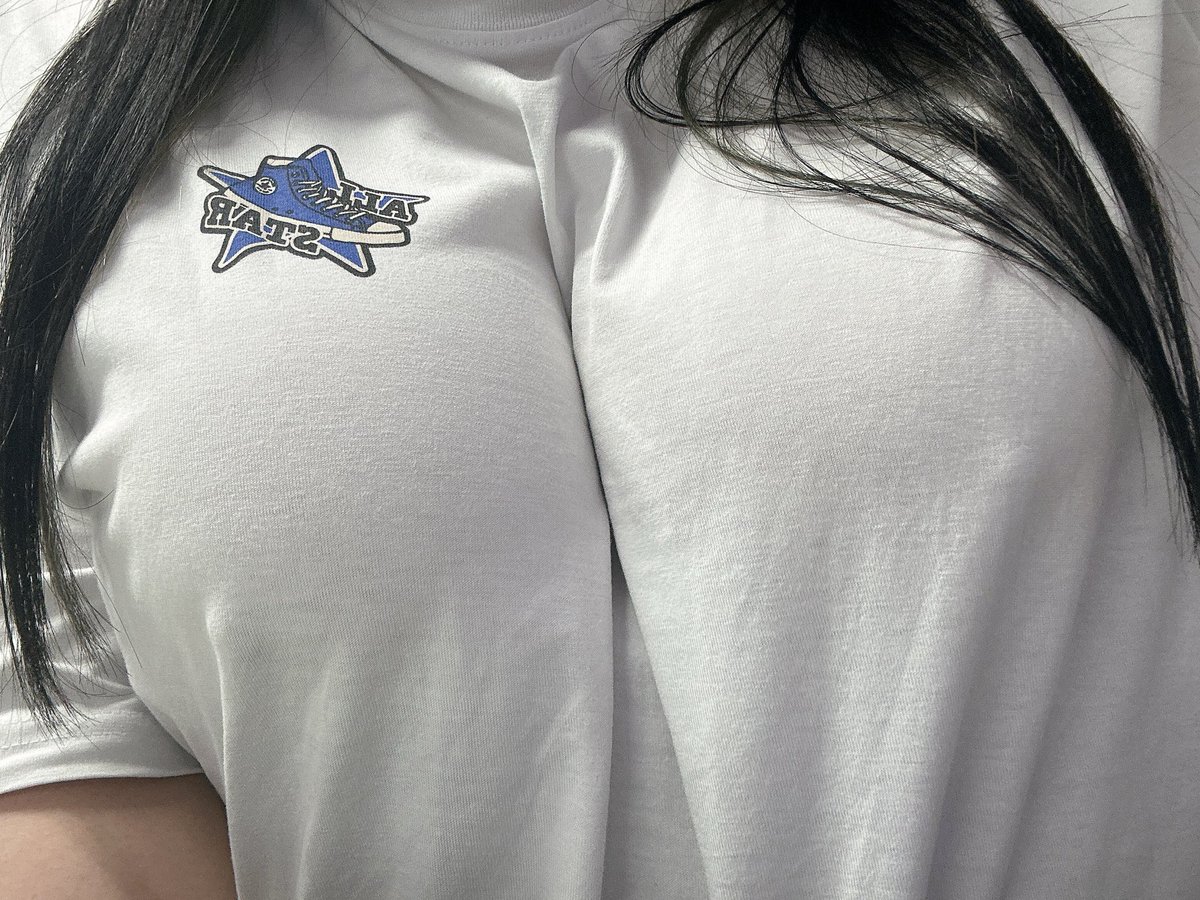 Mkkoro_m's tweet photo. 今日はシン��ルにTシャツ(*´艸`) https://t.co/elgmcPTSlM