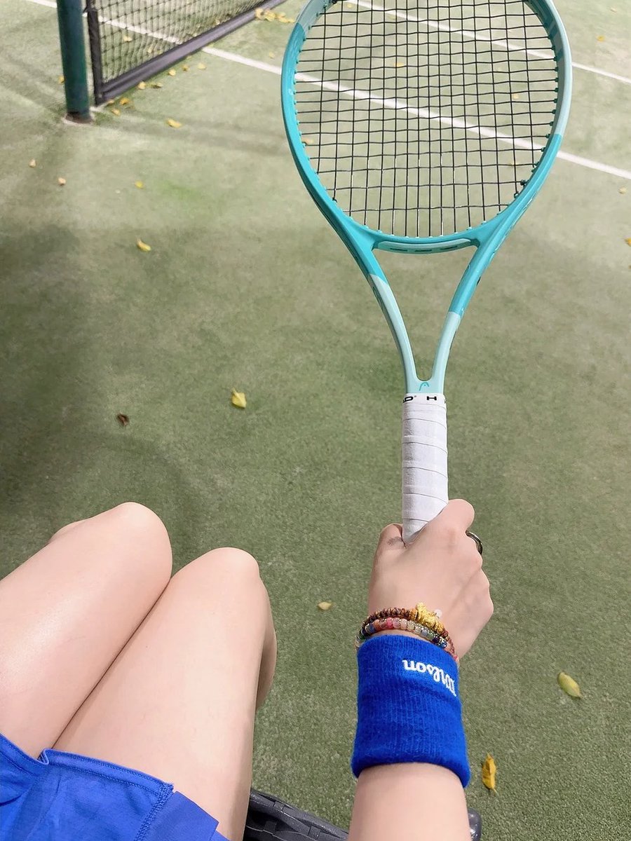 Nurturing_'s tweet photo. 테니스가 주는 즐거움은 단순히 승패에 있는 것이 아니라, 운동을 통해 자유와 활력, 그리고 꾸준함의 힘을 느끼는 데 있어요. https://t.co/tQVy9W75hE