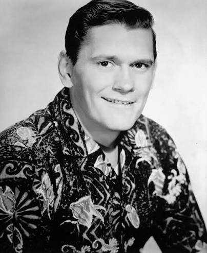 merlinpapin3's tweet photo. Aujourd'hui l'acteur #DickYork aurait eu 98 ans (décédé en 1992) on a pu le voir dans
Ma Sorcière Bien aimée
Procès de Singe
Ceux de Cordura
Espions en Uniforme
CowBoys
Le Bal des Cinglés
@FredOL69007
❤️si vous aimez https://t.co/wsgImyMzeG