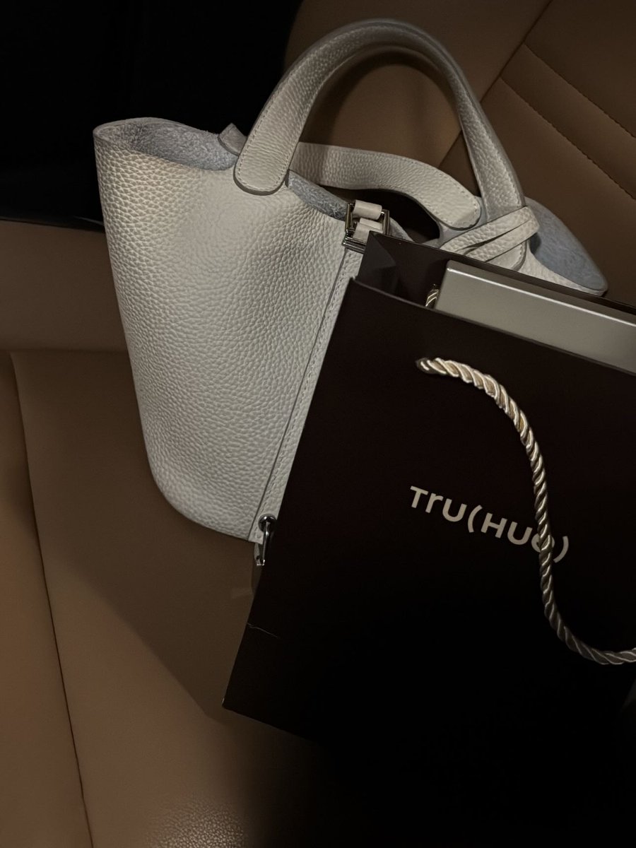 NguyetMcswtkh's tweet photo. Thank you for the lovely invitation and for hosting such a beautiful event. @truhuebeauty @boutiqaat https://t.co/zQRlAkHL4L