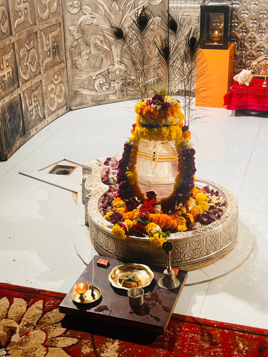 bageshwardham's tweet photo. श्री बागेश्वर बाला जी सरकार के दिव्य दर्शन…
श्री बागेश्वर बालाजी सनातन मठ मुंबई (महाराष्ट्र)
04-09-2026 (शुक्रवार)
#bageshwardhamsarkar
#mumbai
#divyadarshan
#maharashtra
#balaji https://t.co/XHs5Vom75l