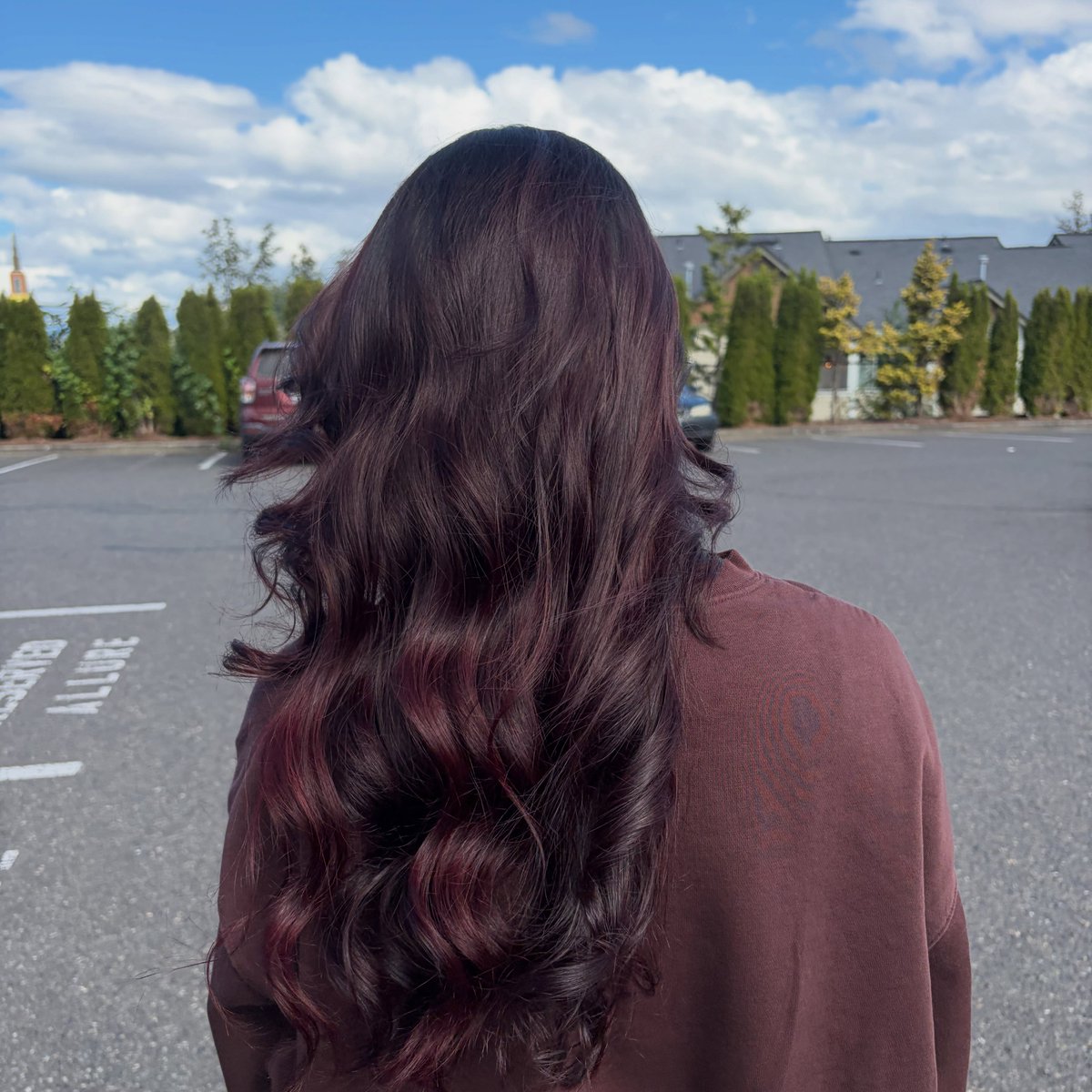 ColleneCaloe's tweet photo. Black cherry balayage for a rich, beautiful color that’s effortlessly low maintenance. https://t.co/iMftmMR6Qs