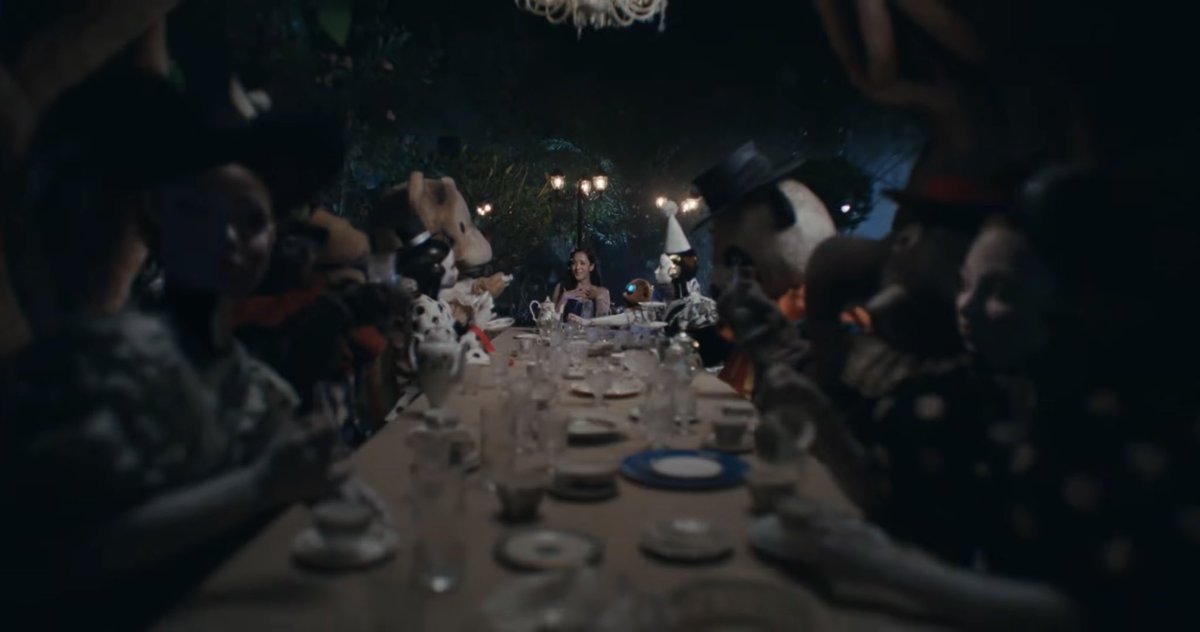 thalyonfilm's tweet photo. jisoo "click" (2026) x alice in wonderland (1951) https://t.co/yarXAPyfCE