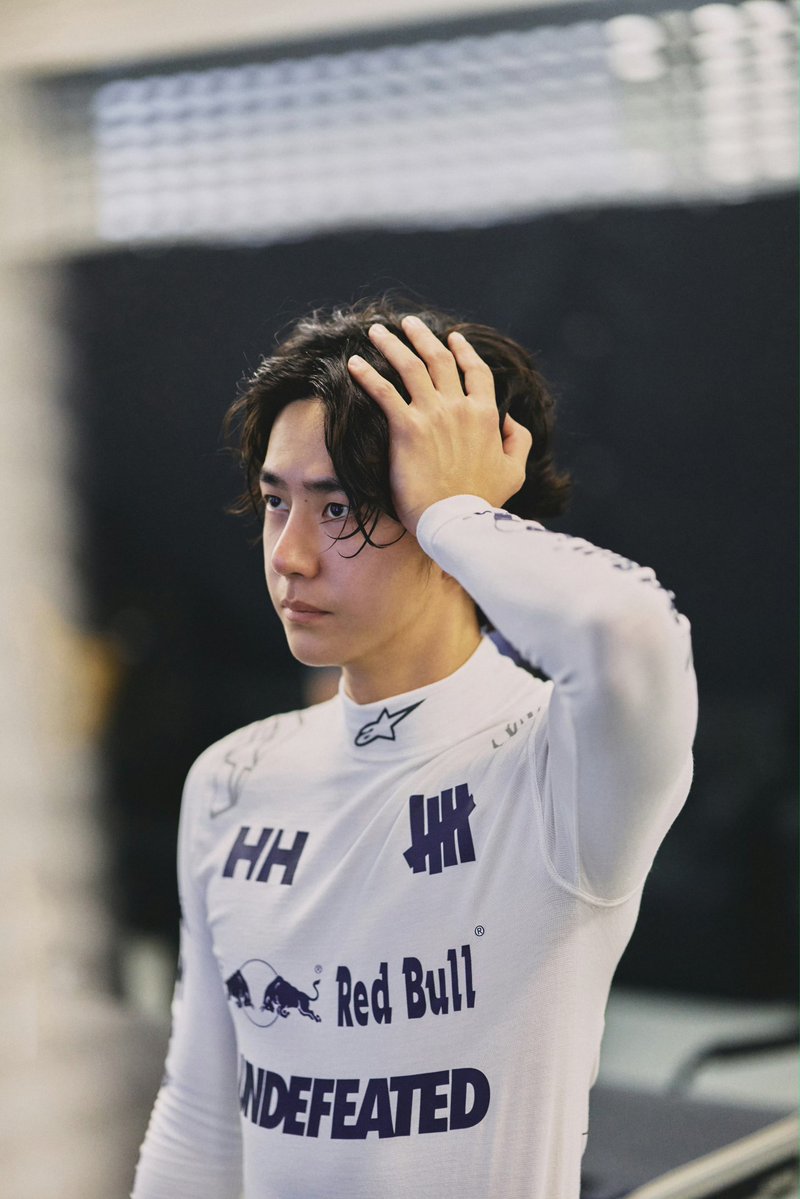 mtjuju816's tweet photo. Official มาแล้วอ่ะ ฮรือ~รอมาทั้งคืน น้องหมูหยอง #85racing หล่อมาก เท่ห์มาก เหมือนจะตัดผมด้านหลังออกด้วยนิดนึงรึป่าวนะ แต่ก็หล่อเหมือนเดิมเลย สู้ๆนะคนเก่ง ขอให้ราบรื่น ทำเวลาได้ดีนะคับ 
#WangYibo #หวังอี้ป๋อ #王一博 https://t.co/di8O7ymr3X