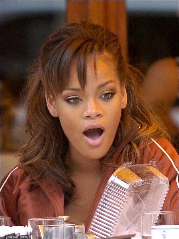 guxfenty's tweet photo. Rihanna, 2006 https://t.co/HezK6ZCiLm