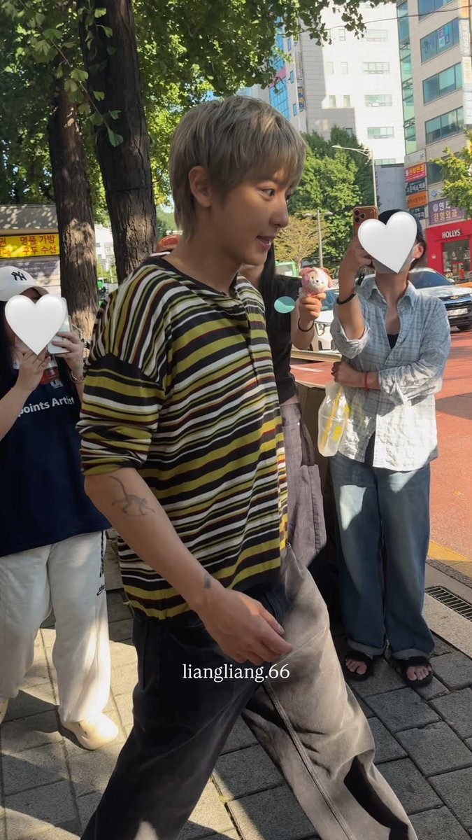forbabydimple's tweet photo. KURUSSSS BGTTT IHHH GAKK COCOK 😭😭✋✋ ABANG GW JD CUNGKRINGGGG GINI GRGR KFANS SIALAN YG GA SUKA MEREKA BULKINGGGG 🤬🤬🤬 padahal semantep itu CHANYEOL BULKINGGG 😭😡 https://t.co/g4xHAdZyfe