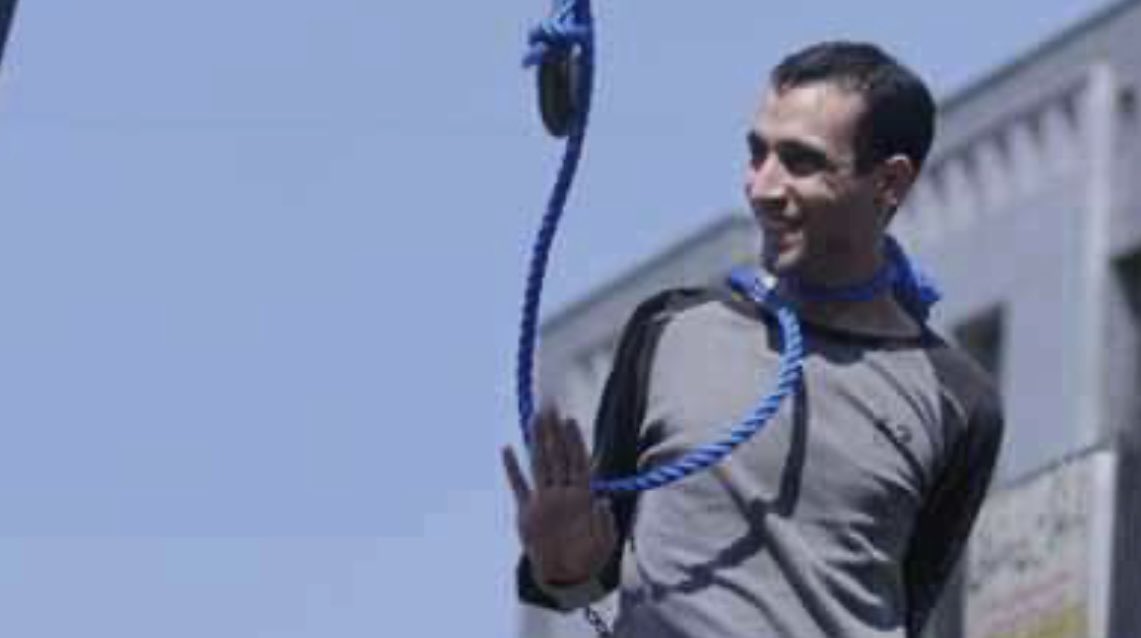_hl2ly's tweet photo. ترى الشاعر ليا منه بدع أفرح و أنا محتاس
يدف شْعوره الواسع وشعره صار مشنقتي https://t.co/cs1cpCH57N