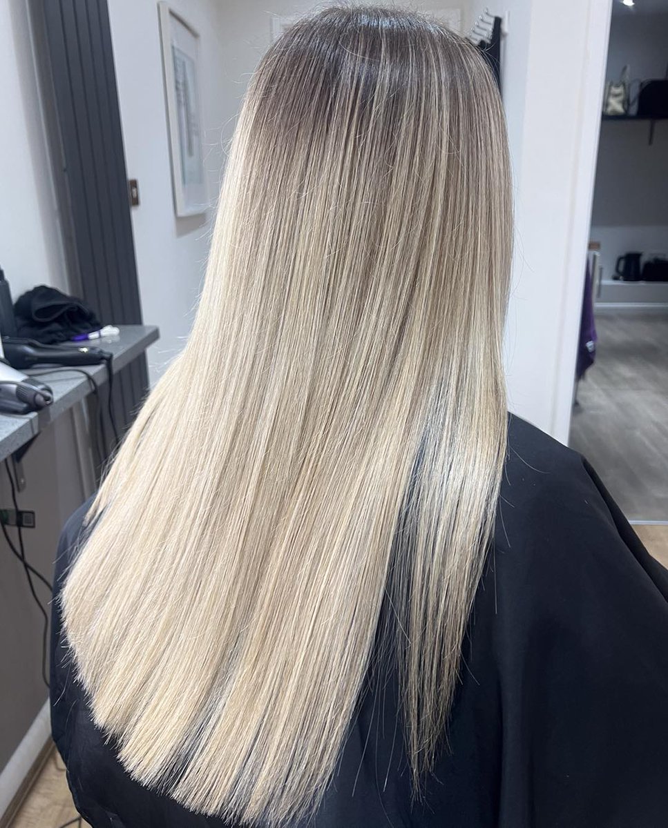 ibeliebinalways's tweet photo. From brassy to bright. Clean blonde energy, created by Sophie. https://t.co/9ieuHwr10w