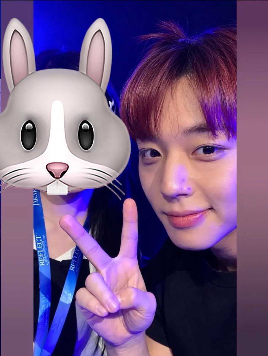 mayday_jiiii's tweet photo. 와 이사진 박지훈 실물이랑 똑같아 진짜
눈크기 개잘담긴 사진이야… https://t.co/dbmsp9F3gN