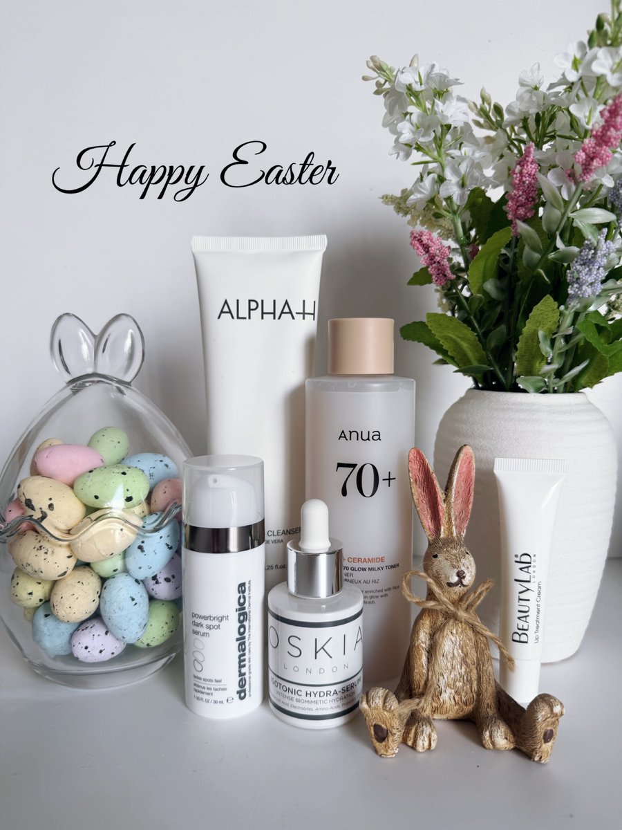 JuleeWesche's tweet photo. Happy Easter Sunday. Hope you’ve had a lovely day, whatever you’re doing. After a busy few days, today has been for catching up on jobs, with a roast dinner later. https://t.co/bcf2AFm2MB