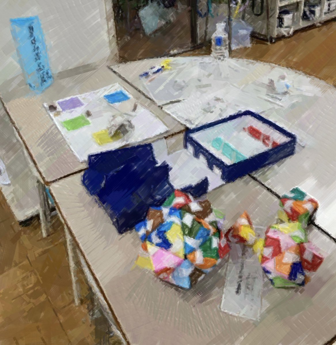 akasakaes's tweet photo. 夏休みの作品

廊下に沢山の素敵な作品が飾ってあります。来週の学校公開で是非ご覧ください。 https://t.co/mTkpJtK5rY