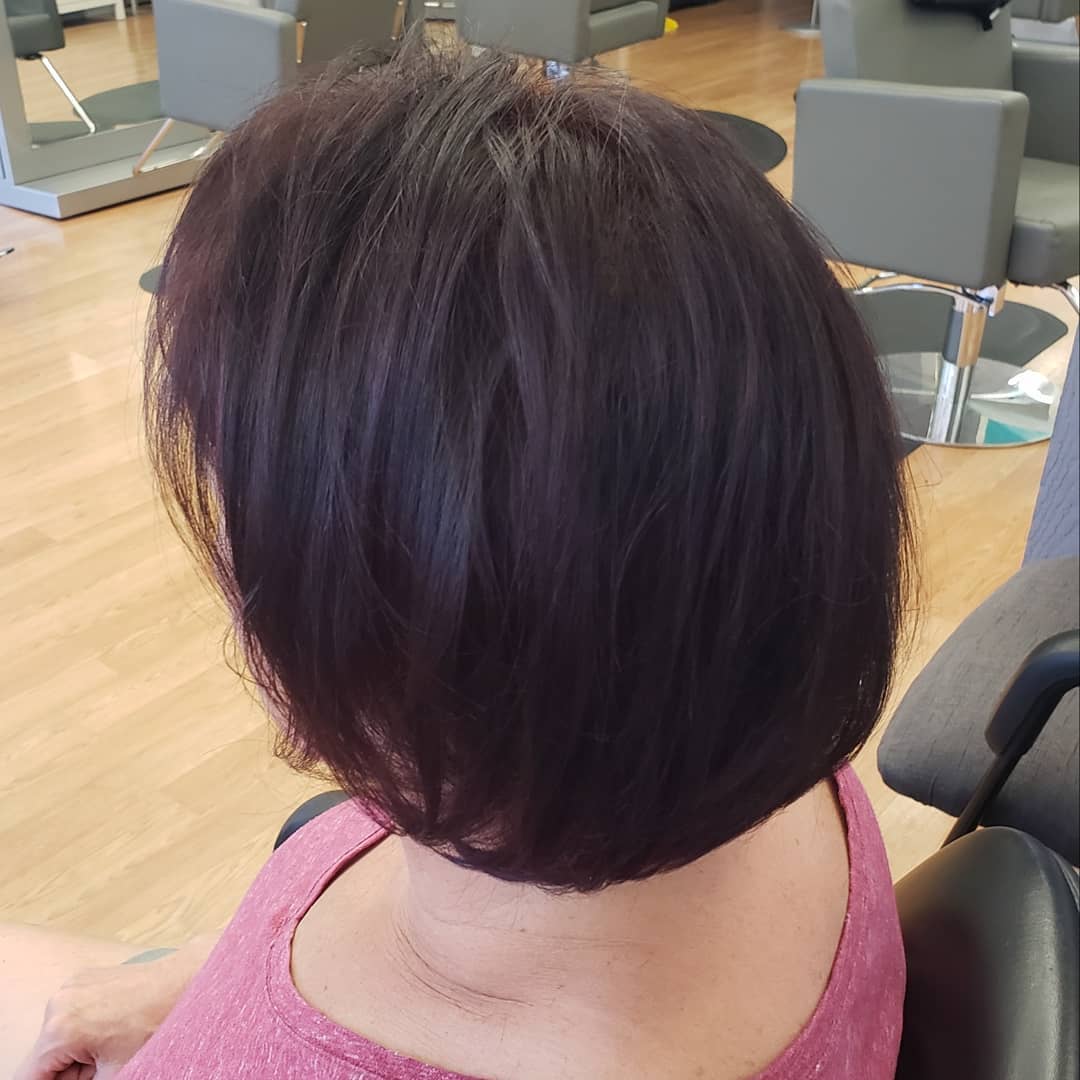 KaronHupf's tweet photo. Fine hair trick: going darker can make it look fuller. Loving this rich merlot color on @mrob62. https://t.co/KaoefKFhSi