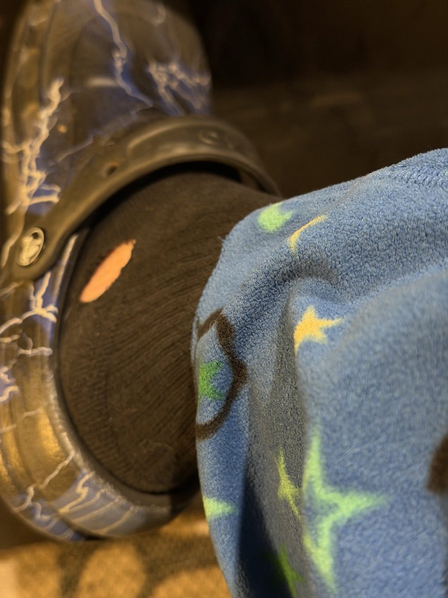 LuvMinka's tweet photo. Who Wants To Rip These Socks Off?!!! https://t.co/BNapokksfi