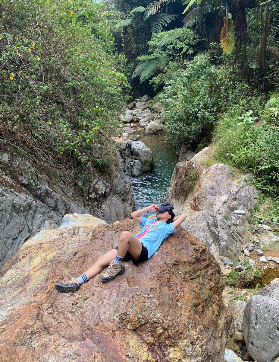 maxsherrr's tweet photo. [QUEER FRIENDSHIP APPLICATION] 
name: aksel 🦦
age: 22
occupation: MAHAsiswa yg nyambi bikin kopi
zodiac: cancer juni:3
height: 163kwh
hobby: listening to music, watching movies, jim, sports, NATUREE
fun fact: i physically cannot go a day without a gimmick☝️🤓 n i LOBE paramore https://t.co/ZEgQHRUFAM