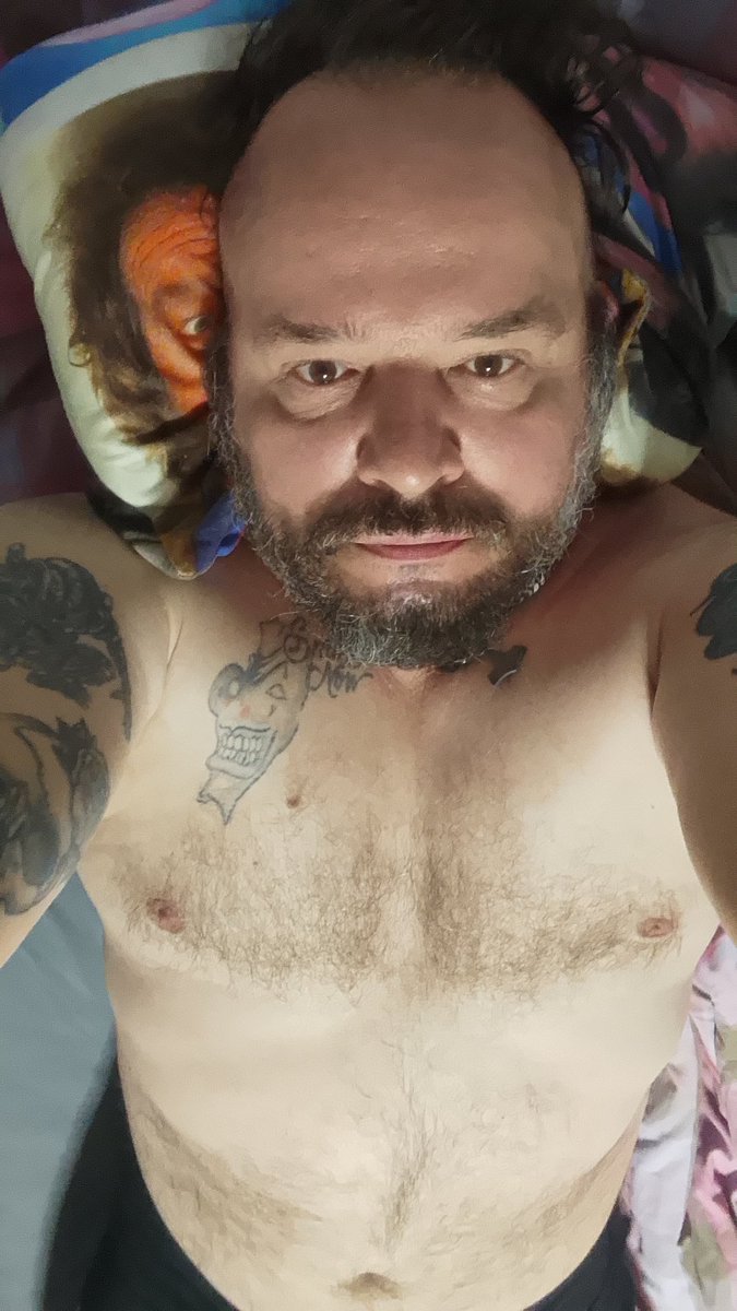 wupsiF77's tweet photo. Good morning 🫂😘💋🫦Who else wants to cuddle up next to me? https://t.co/YCPugcCsTU