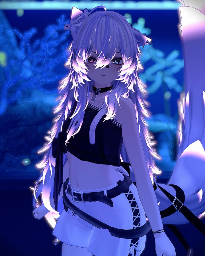 lexihop__'s tweet photo. Caught me looking cute again tragic, I know 
#VRChat #VRChatAvatar #VRC #CuteAvatar #VirtualReality https://t.co/5ZYNt3xMUX