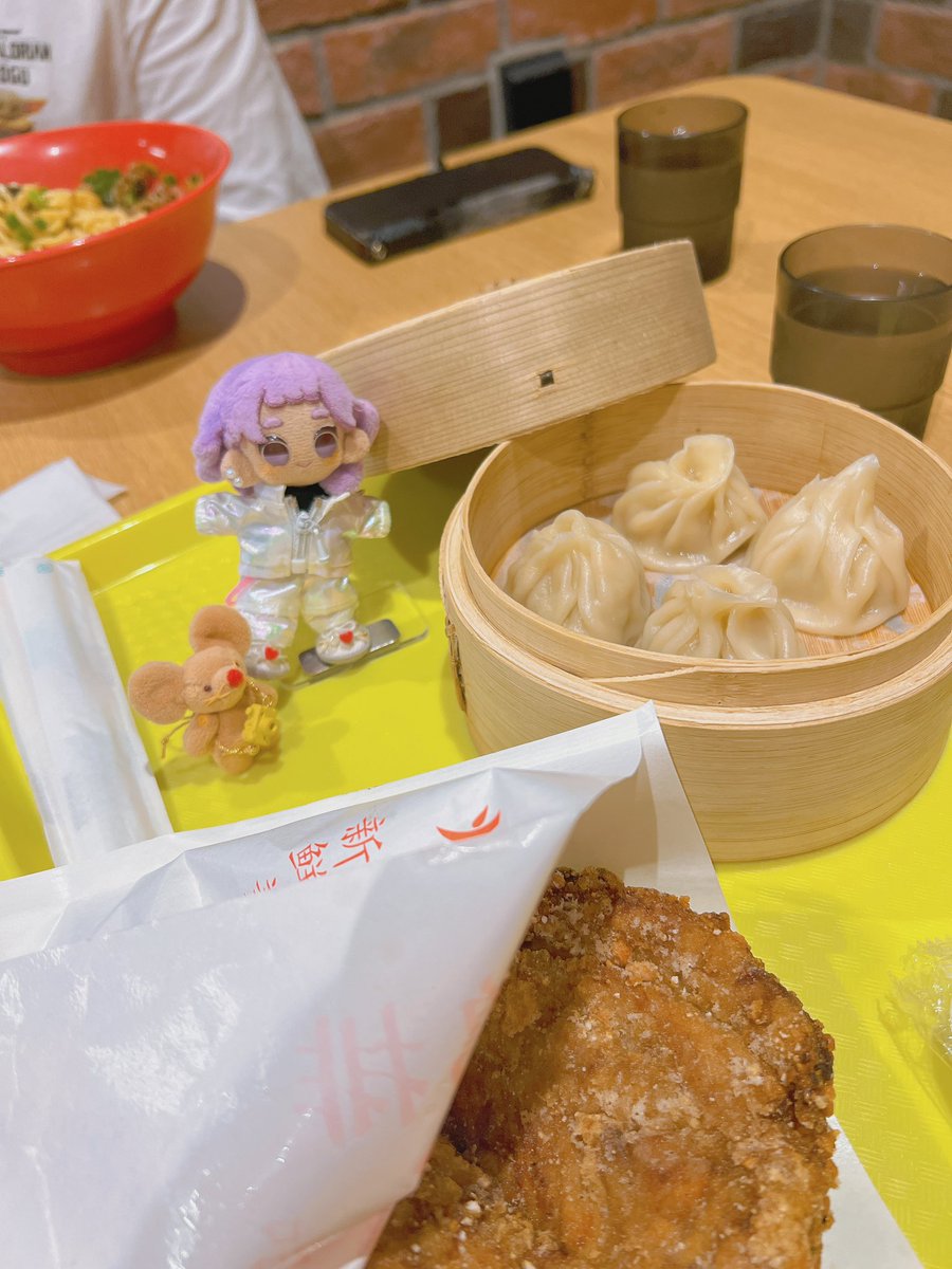 puni_hatter's tweet photo. ぷにと夏の思い出その③
〜食事〜

#ぷにみお https://t.co/wNtqn96pWz