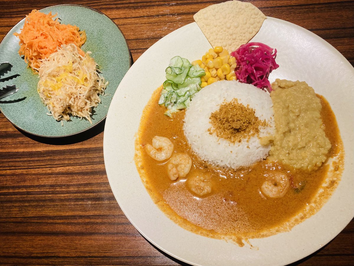 Mayanuet's tweet photo. 【メメントモリ】
神保町
スリランカ
エビココナッツ、ダルカレー https://t.co/NYAalv0yNz